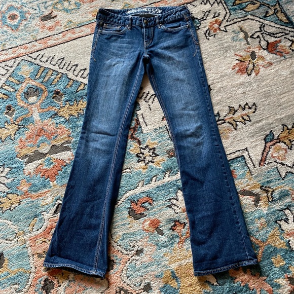 Express Jeans - Picture 2 of 4